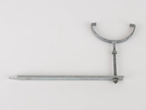 Galvanised Rise & Fall Bracket (Roundstyle)
