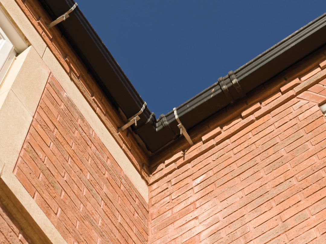 106mm Prostyle Cast Iron Effect Gutter